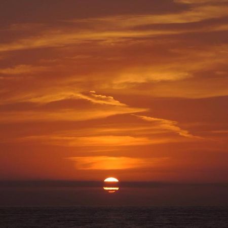 Leahurst Bed And Breakfast Tywyn Esterno foto