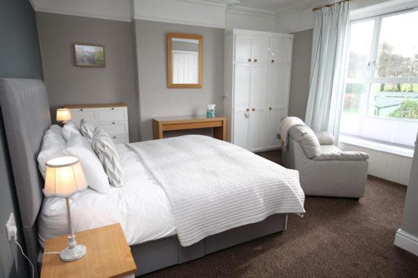 Leahurst Bed And Breakfast Tywyn Esterno foto